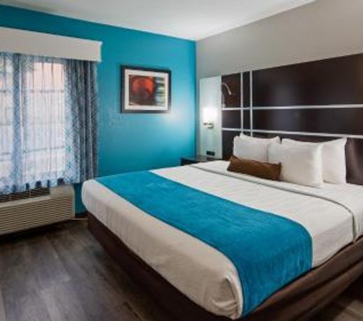 Best Western Plus Carlton Suites - Birmingham