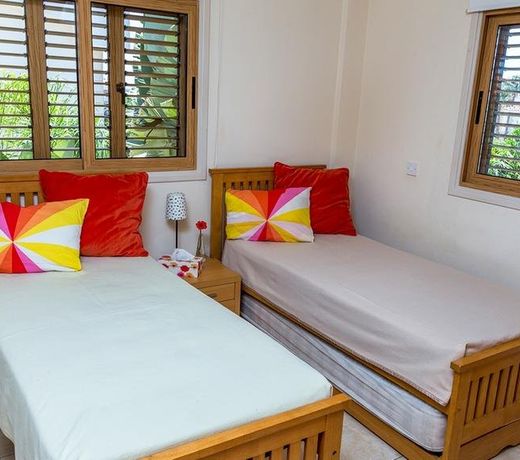 Rent Private Villa 120