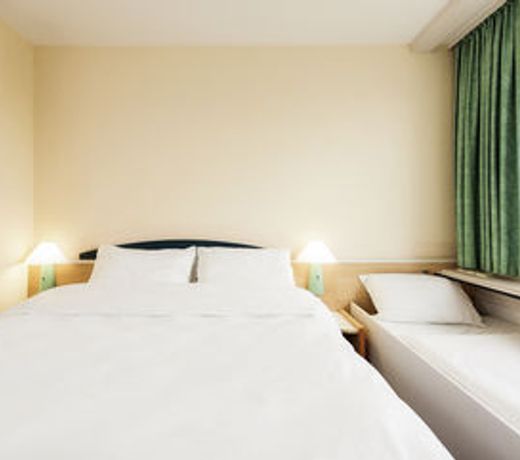 B&B HOTEL Arras Centre Les Places
