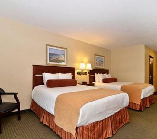 Best Western Plus Landmark Inn