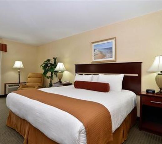 Best Western Plus Landmark Inn