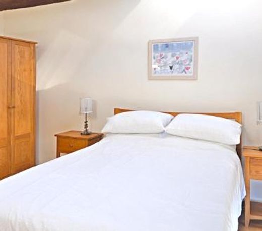 Maison d'une chambre a Brux avec piscine partagee jardin clos et WiFi a 100 km de la plage
