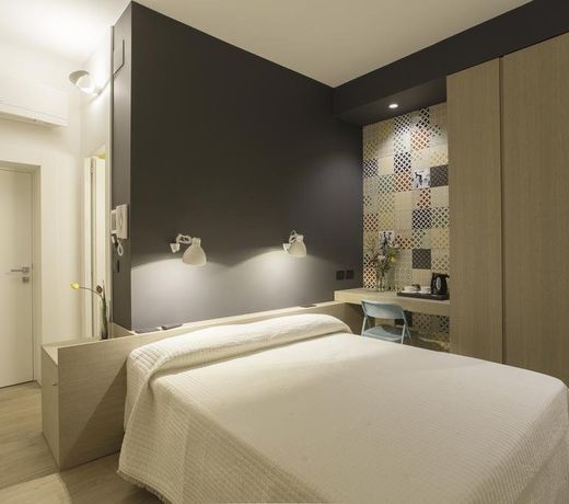 Acquapazza Restaurant & Room