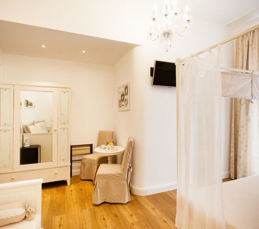 Atmosfere Guest House I