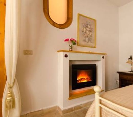 ALCANTARA RUSTICHOUSE
