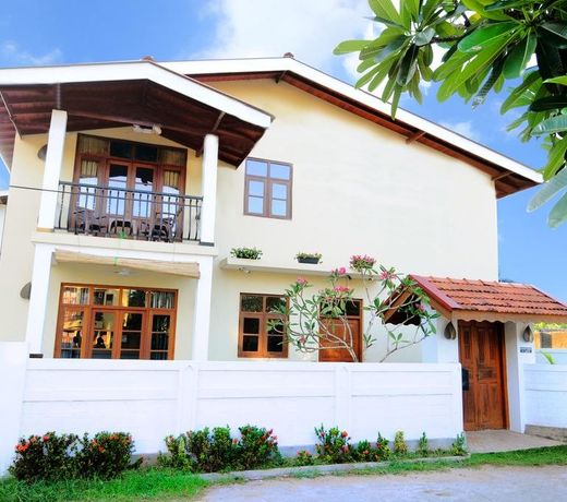 Park Lane Apartments