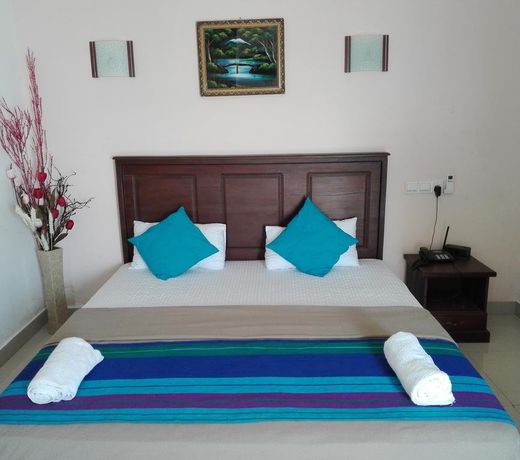 Coral Breeze Colombo