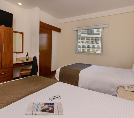 Gumont Hotel