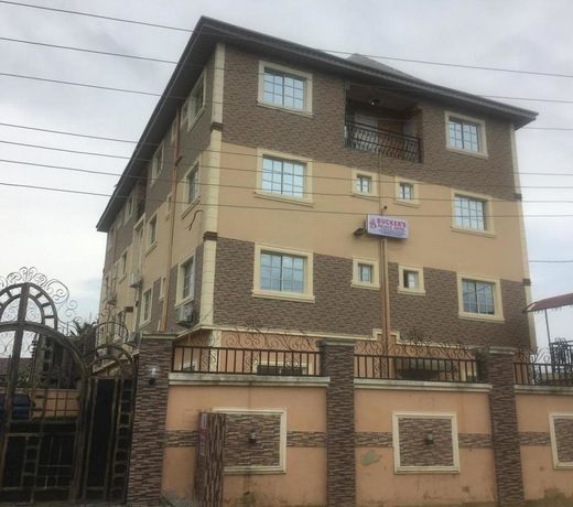 Bucker's Palace Hotel