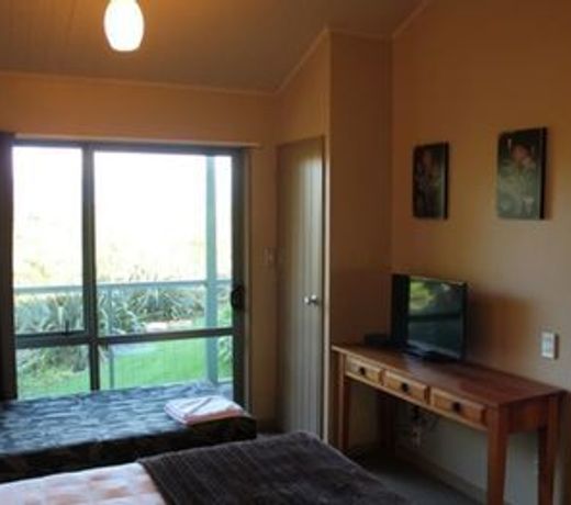 Omau Settlers Lodge Motel