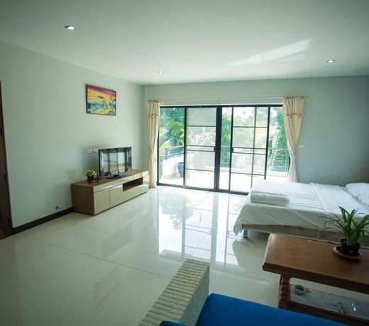 Adamna Villa