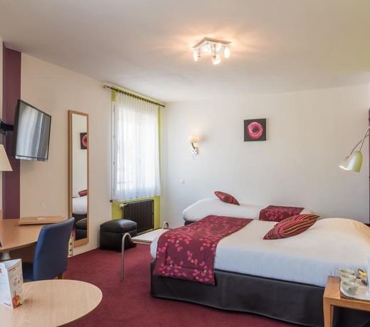 Hotel Bristol