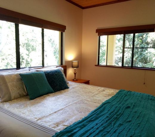 PLATYPUS SPRINGS RAINFOREST RETREAT