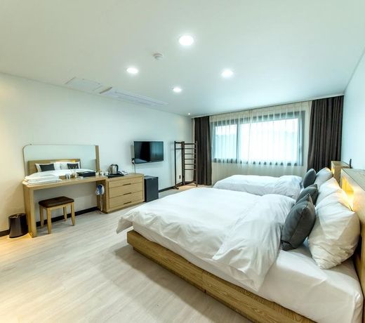 Nine Boutique Hotel