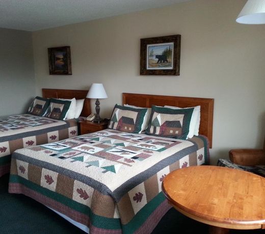 Mountain Breeze Motel