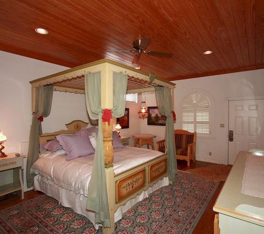 Friedhelm's Bavarian Inn