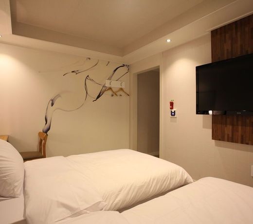 New Suwon Hotel