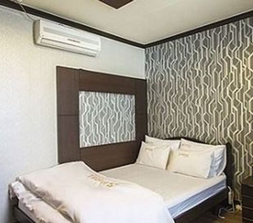 S Hotel Gumi