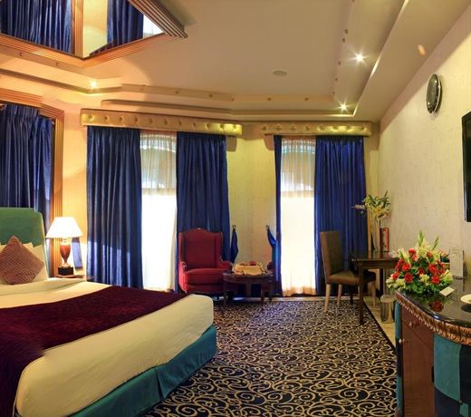 Bahria Grand Hotel & Resort