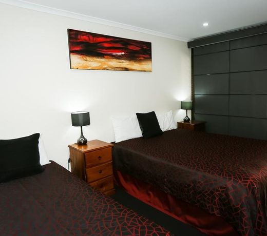 Amber Lodge Motel