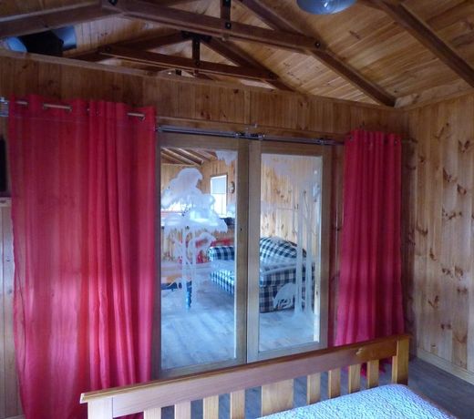 Dalkeith Cabin