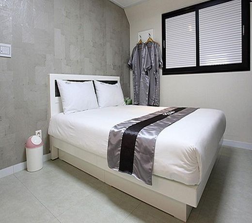 Novalus Tourist Hotel