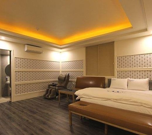 Hotel Evian
