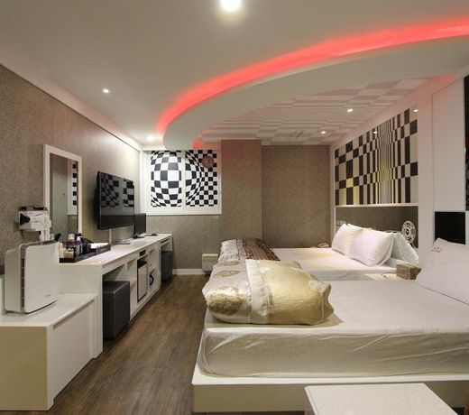 Abba Plus Motel