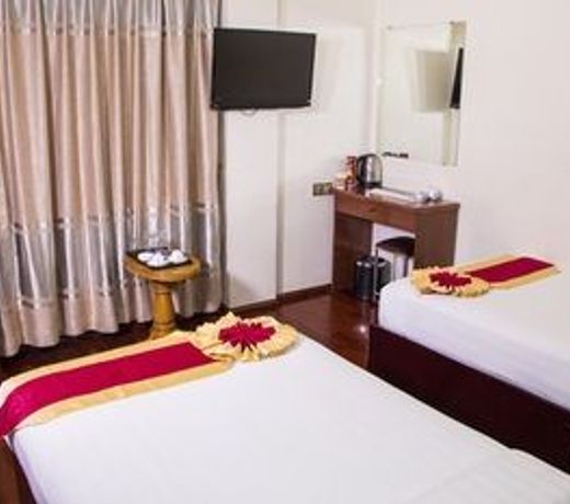 Golden City Light Hotel
