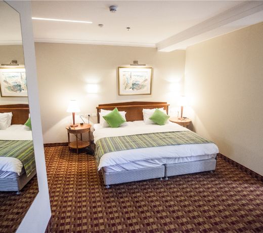 Shani Hotel