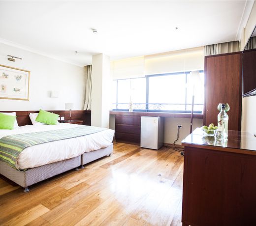 Shani Hotel