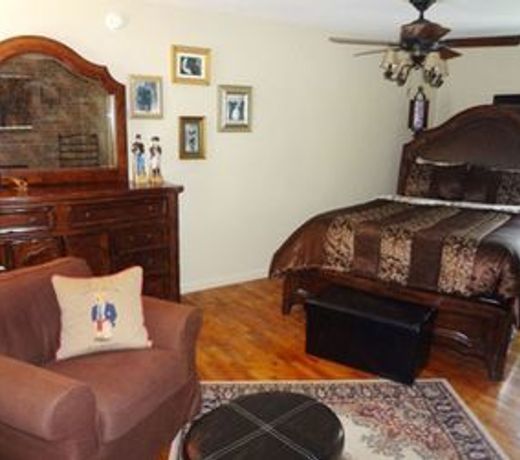 Tradewinds Lodging