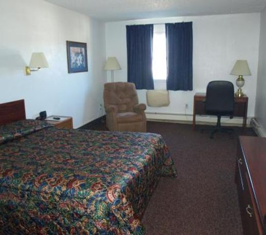 Yellowstone River Inn