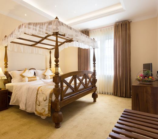Serene King's Villa