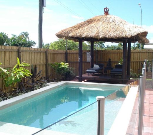 Belle Escapes - Kintamani Villa Palm Cove