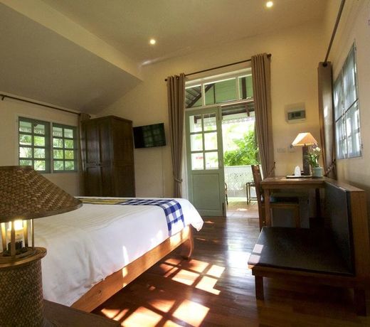 Monoceros Resort