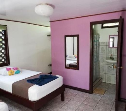 Aracari Garden Hostel