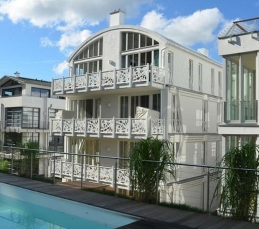 Villa "Johanna" Sellin - WG13 mit Kamin und zwei Balkonen