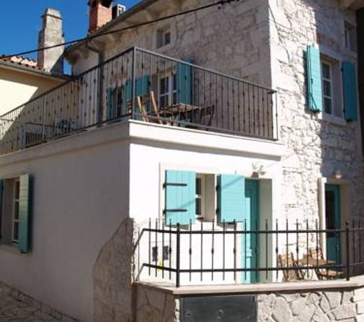 Vila Katina