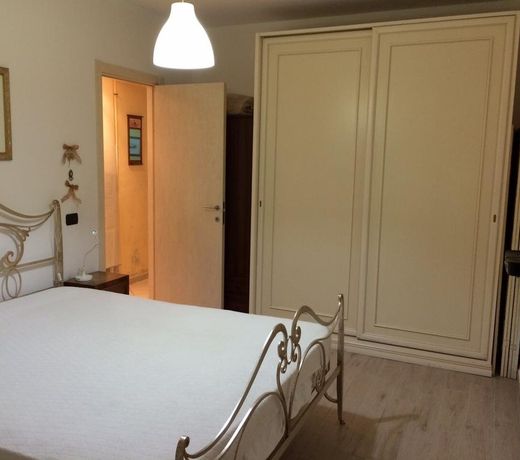 Apartment Largo del Teatro