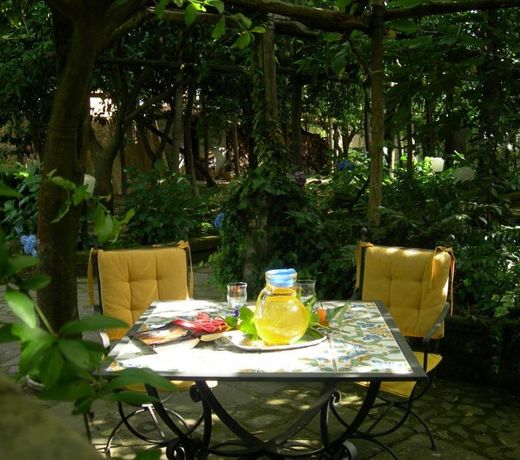 Villa Maresca B&B