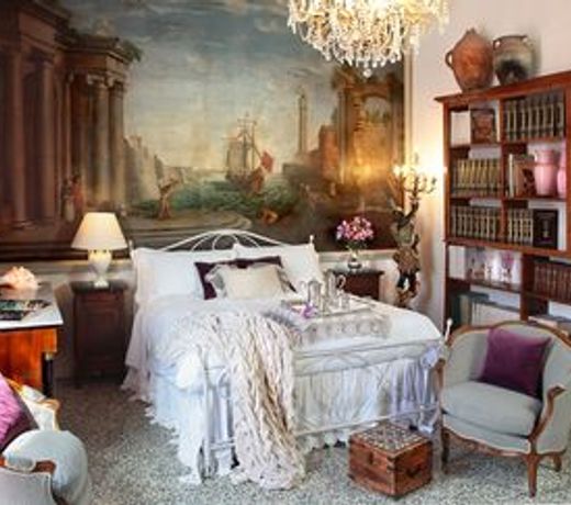 Arnaboldi Palace