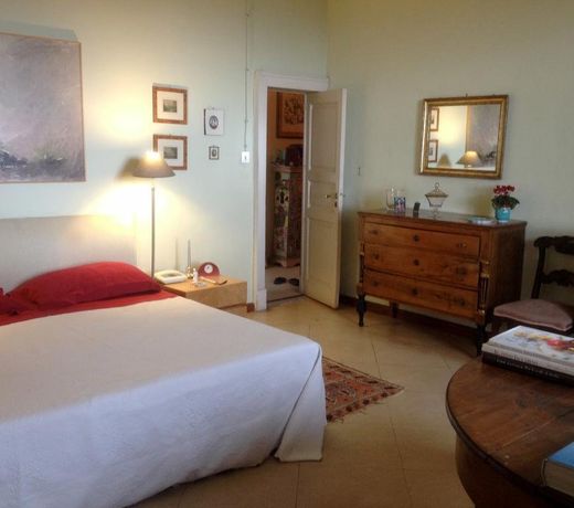 Home Suite Home