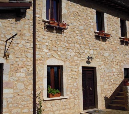 AGRITURISMO LA PALOMBARA