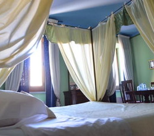 Residenza dÃ¢ÂÂEpoca Malatesta IV