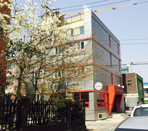 New Gwangju Guesthouse