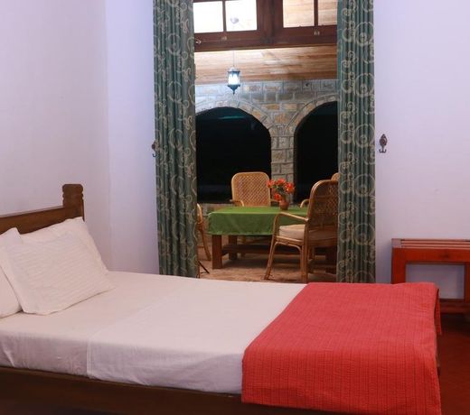 Castlereigh Holiday Bungalow