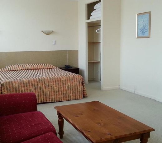 Riddiford Hotel