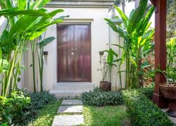 Kokyang Estate by TropicLook, регион , город Най Харн - Фотография отеля №1