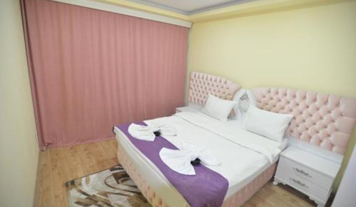 Palmiye Suit